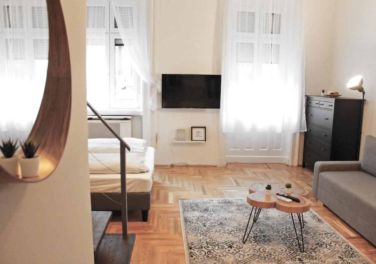 Luxury New Apartment With Gallery At Dob Street Nearby Gozsdu Court Budapest Exterior foto